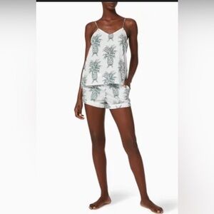 Desmond and Dempsey Howie pineapple pajama set